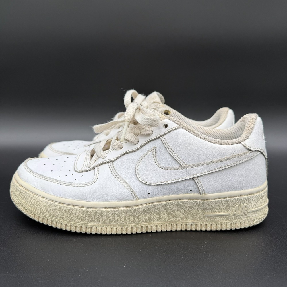 Nike Air Force 1 Sz 5Y Low GS White Shoes 314192-117 Kids youth